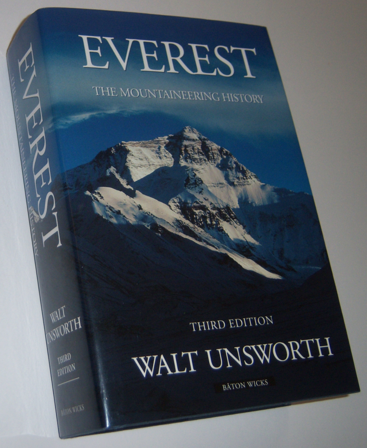 EVEREST : The Mountaineering History (Third Edition)