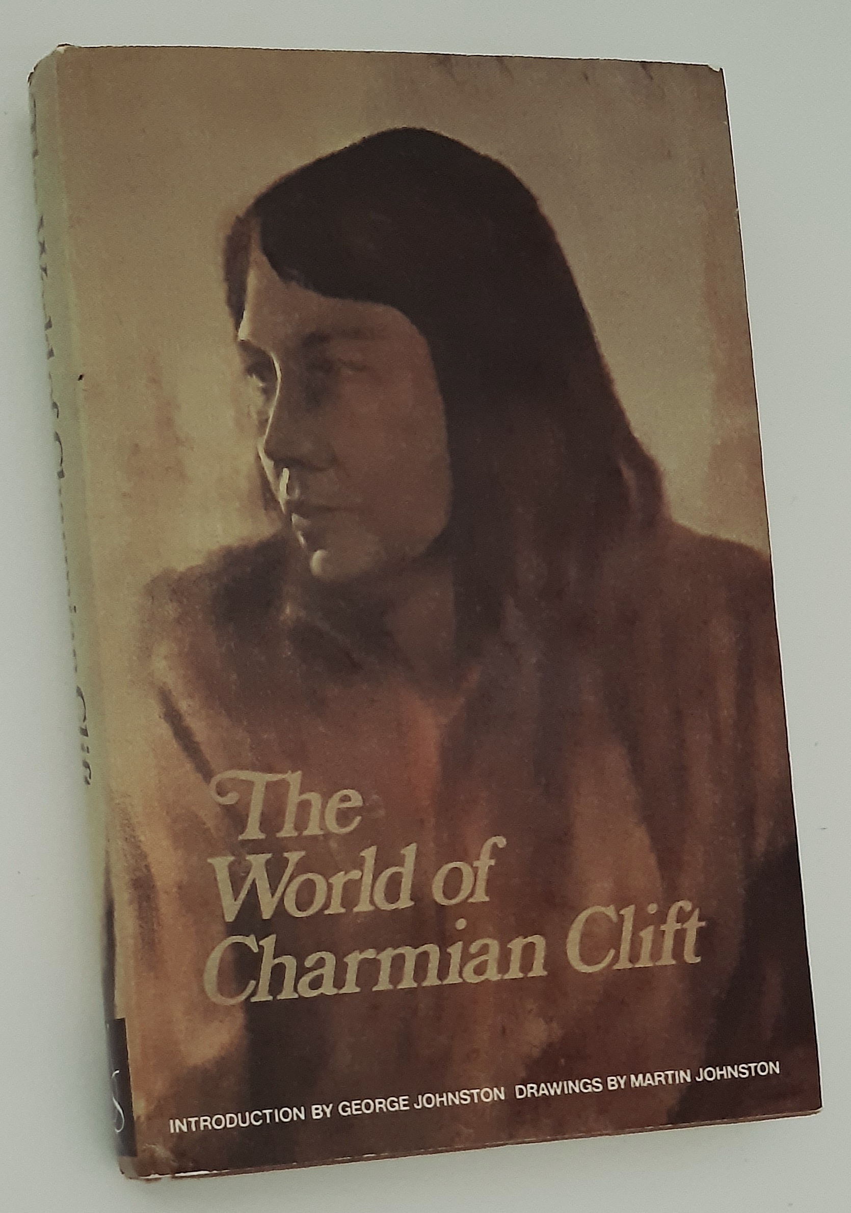 THE WORLD OF CHARMIAN CLIFT: Introduction by George Johnston