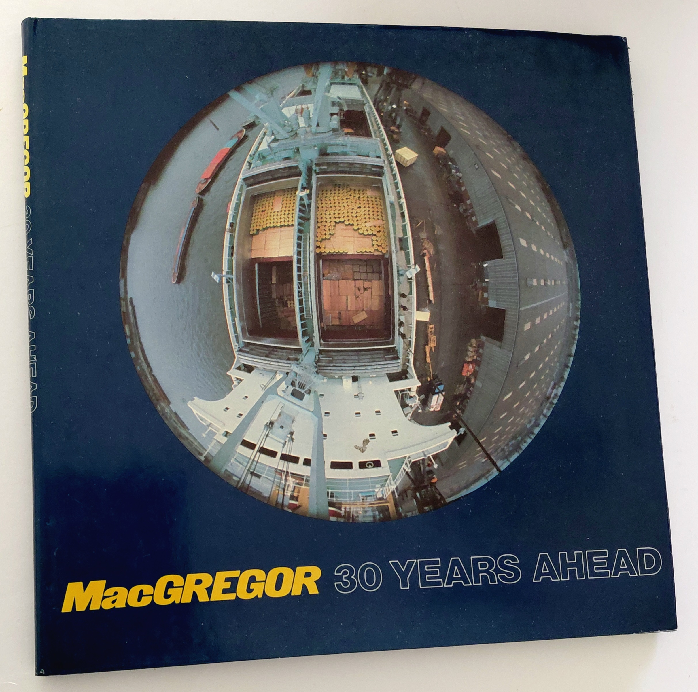 MACGREGOR: 30 Years Ahead 1945 - 1975 - 2005